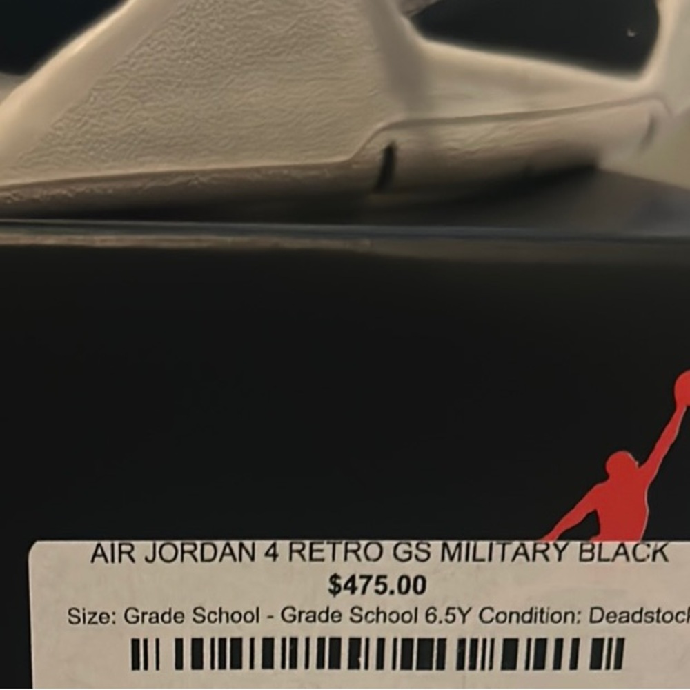 Air Jordan 4 Retro White and Gray Sneakers - Picture 6 of 7